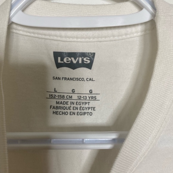 Levi’s shirt - Picture 3 of 4